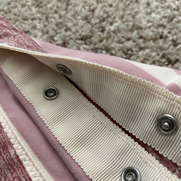 Lululemon Triplet Twin Stripe Heathered Angel Wing Multi Vinyasa Scarf - Picture 3 of 5